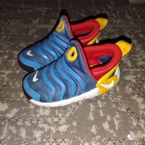 Toddler shoes sizes 7 to 9